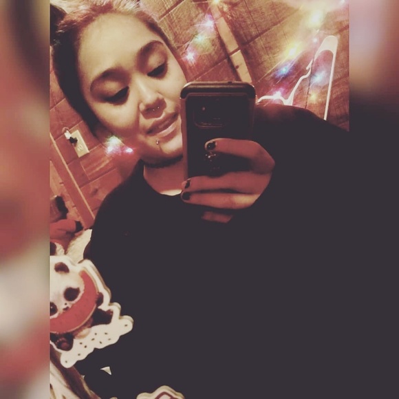 Meet your Posher, Manda - Picture 1 of 1